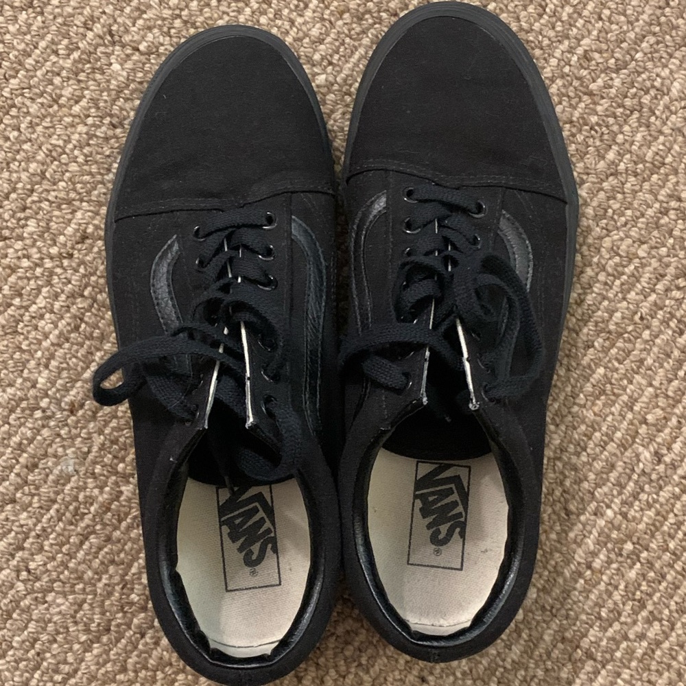 Vans Old Skool Black - SIZE: 10 Mens